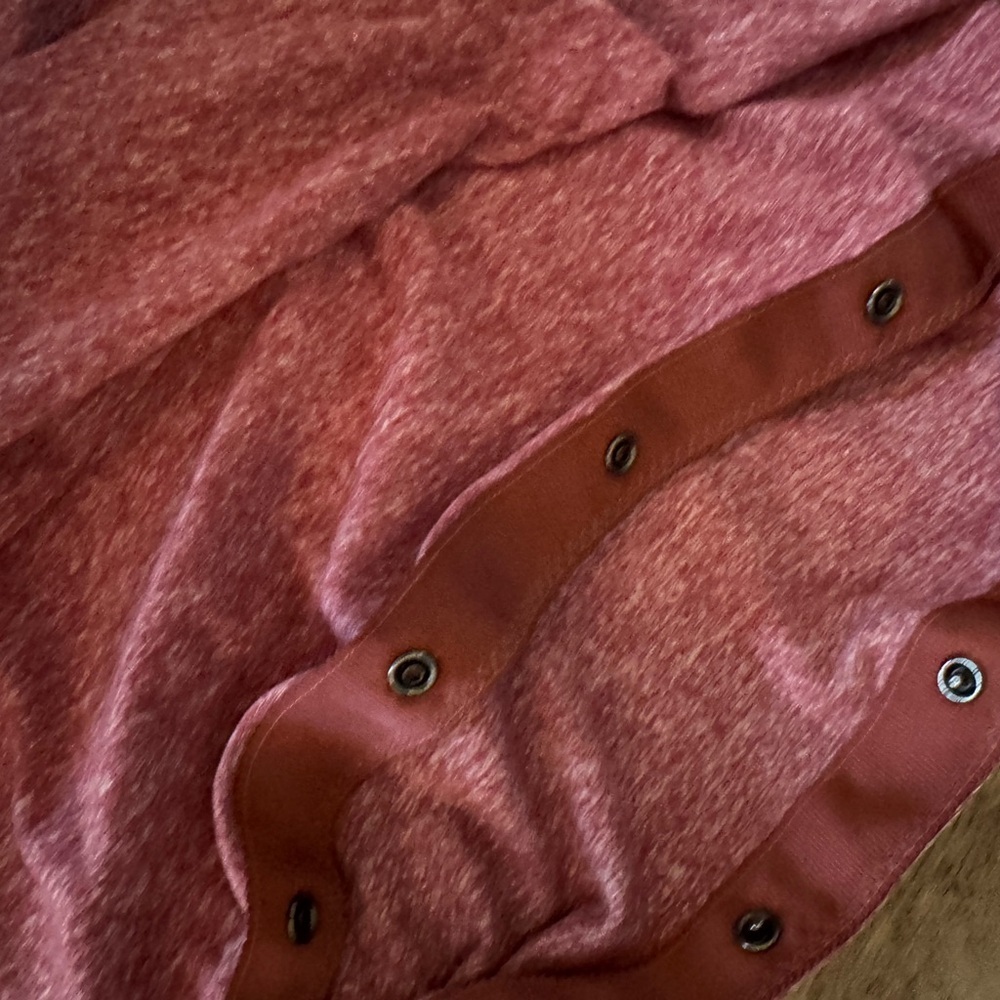 lululemon athletica Maroon Scarf - Picture 3 of 4